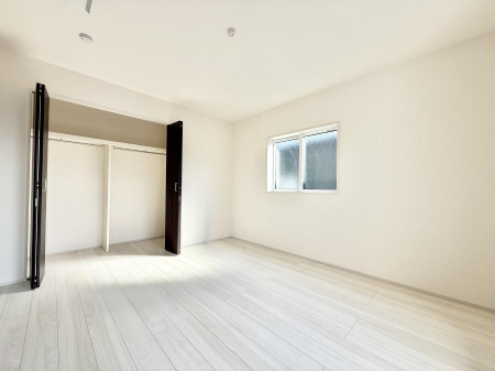 �Q�� ���������̔z�u��ʋC���̗ǂ��݌v�ŕ����̋�C�������炸�A��ɐV�N�ȋ�C������܂�