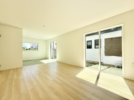 ���r���O ���������C�ɓ���̏ꏊ�ŁA�̂�т�Ƃ������Ԃ�