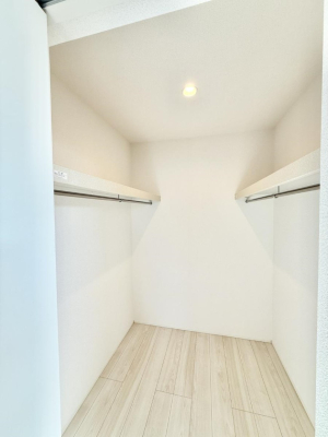 ���[ ����