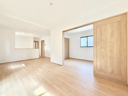 ���r���O ���������C�ɓ���̏ꏊ�ŁA�̂�т�Ƃ������Ԃ�