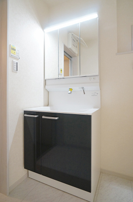 ���ʑ�E���ʏ� �������Ƒ��݂�Ȃ��g���₷���z�u�ł�