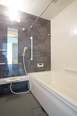 ���� �������������A������芰����o�X���[��