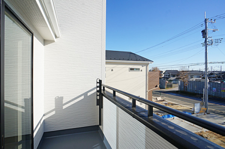 �o���R�j�[ ������ ���R��g�߂Ɋ�����A�J���I�ȃo���R�j�[