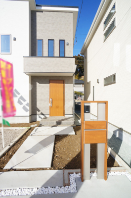 ���� �O�ρ� �Ƒ��ƃQ�X�g���₳�����}����A�S���܂錺��