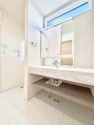 ���ʑ�E���ʏ� ����