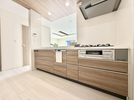 �L�b�`�� �������Ƒ����J��[�߂�A������̂���L�b�`��