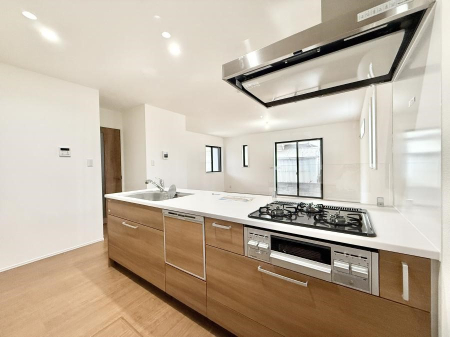 �L�b�`�� �������Ƒ����J��[�߂�A������̂���L�b�`��