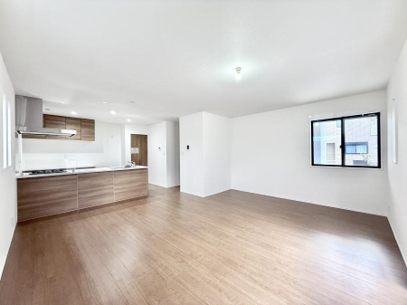 ���r���O ���������R�Ɖ�b�����܂��A�S�n�悢�ЂƂƂ�