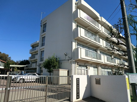 ���ӊ� ���w�Z 2400m ���l�s���ޗǊw�Z���w�Z