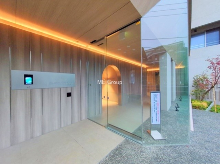 �G���g�����X �O��