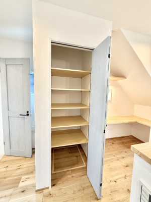 ���[ ����