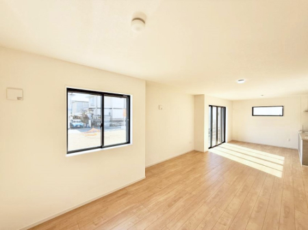 ���r���O �����������������Ɠ��ʂɂ���A�e���̋��