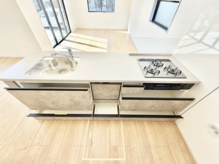 �L�b�`�� �������Ƒ����J��[�߂�A������̂���L�b�`��