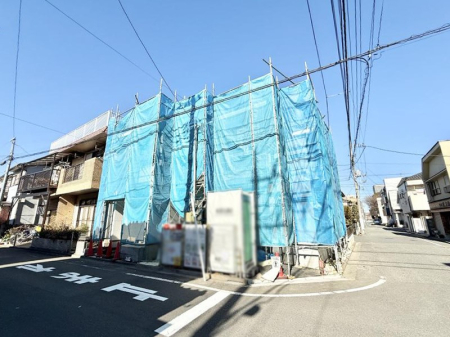 ���n�O�ώʐ^ �O�ρ��V������炵���n�܂�ꏊ�ŁA�Ƒ����J��[�߂�