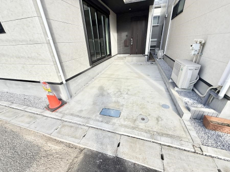  �O�ρ��J�[�X�y�[�X�L