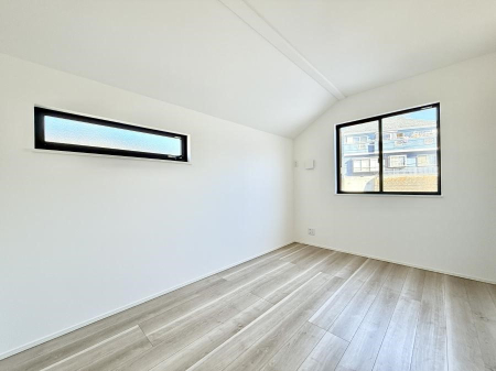 �Q�� ���������̔z�u��ʋC���̗ǂ��݌v�ŕ����̋�C�������炸�A��ɐV�N�ȋ�C������܂�