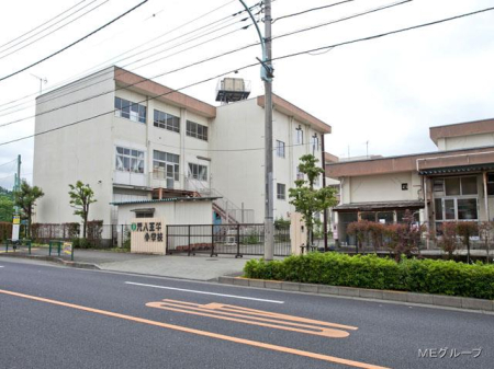 ���ӊ� ���w�Z 600m �����q�s���������q���w�Z