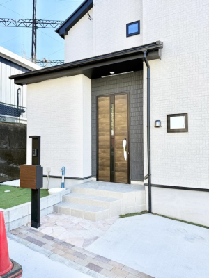 ���� �O�ρ� �V���v���Ŕ������A�Z�܂��̑���ۂ��ʂ錺�ւł�