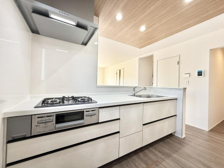 �L�b�`�� �������Ƒ����J��[�߂�A������̂���L�b�`��