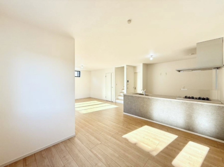 ���̑����� �������Ƒ��̏Ί炪���ӂ��A���났�̋��