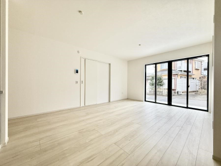 ���̑����� �������Ƒ��̏Ί炪���ӂ��A���났�̋��