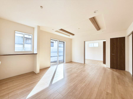 ���r���O ���������C�ɓ���̏ꏊ�ŁA�̂�т�Ƃ������Ԃ�