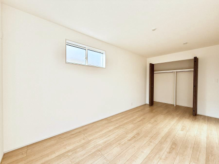 �q������ �������v���C�x�[�g��ԂƂ��ĐÂ��ŗ�������������񋟂��Ă���܂�