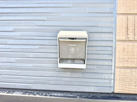 ���̑����� �ݔ�������ŊȒP�ɏ[�d�ł��A�G�R�ȃJ�[���C�t���T�|�[�g