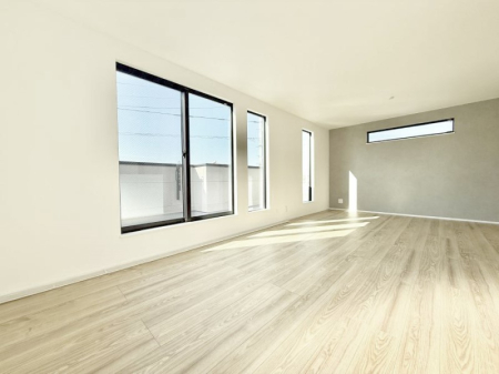 ���r���O ���������C�ɓ���̏ꏊ�ŁA�̂�т�Ƃ������Ԃ�