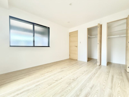 �q������ �������v���C�x�[�g��ԂƂ��ĐÂ��ŗ�������������񋟂��Ă���܂�