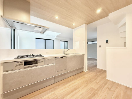 �L�b�`�� �������Ƒ����J��[�߂�A������̂���L�b�`��