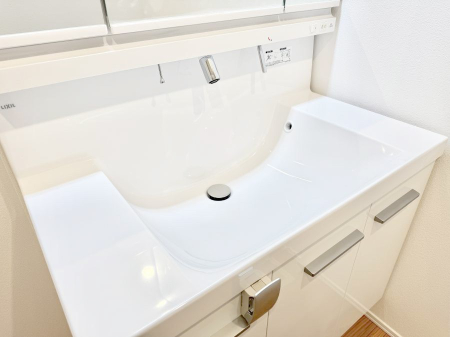 ���̑����� �ݔ����ׂ��������܂Ő􂢂₷���֗��ȃn���h�V�����[�t��