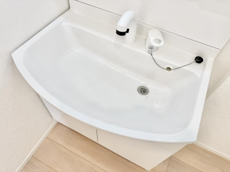 ���̑����� �ݔ����ׂ��������܂Ő􂢂₷���֗��ȃn���h�V�����[�t��