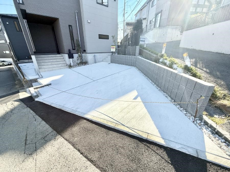  �O�ρ��J�[�X�y�[�X�L