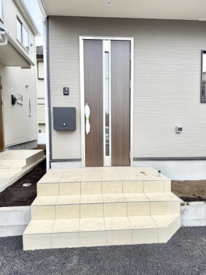 ���� �O�ρ� �V���v���Ŕ������A�Z�܂��̑���ۂ��ʂ錺�ւł�