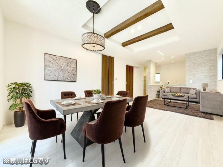 ���r���O ���������R�Ɖ�b�����܂��A�S�n�悢�ЂƂƂ�