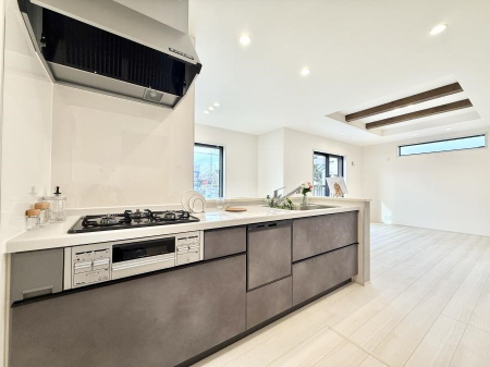 �L�b�`�� �������V���v���Ŕ������S�n�悢���Ԃ𐶂ރL�b�`�����