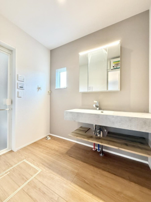 ���ʑ�E���ʏ� ����