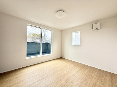 �q������ ����