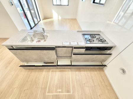 �L�b�`�� �����������������Ɗy�����Ȃ�A���K�ȃL�b�`�����