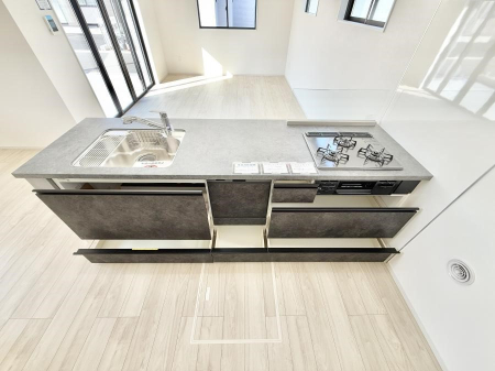 �L�b�`�� �������Ƒ����J��[�߂�A������̂���L�b�`��