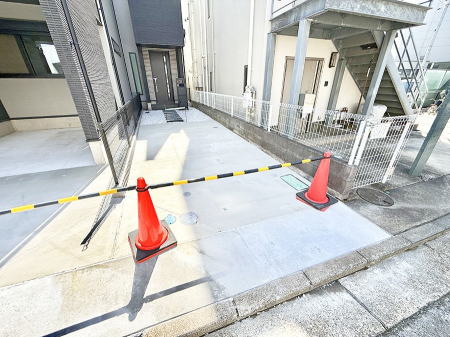  �O�ρ��J�[�X�y�[�X�L