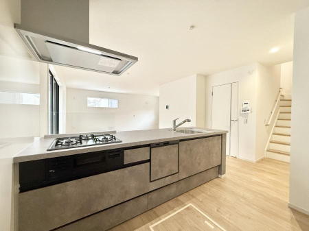 �L�b�`�� �������Ƒ����J��[�߂�A������̂���L�b�`��