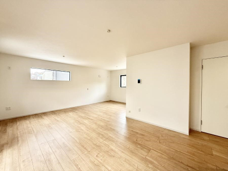 ���r���O ���������R�Ɖ�b�����܂��A�S�n�悢�ЂƂƂ�