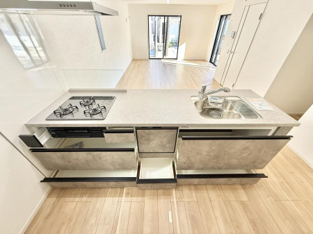 �L�b�`�� �������Ƒ����J��[�߂�A������̂���L�b�`��