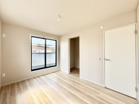 �Q�� ���������̔z�u��ʋC���̗ǂ��݌v�ŕ����̋�C�������炸�A��ɐV�N�ȋ�C������܂�