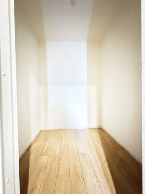 ���[ ����