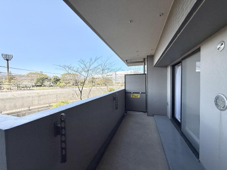 �o���R�j�[ ������ ��𒭂߂Ȃ���A�ق��ƈꑧ������ʂȋ��