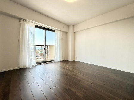 �q������ �������v���C�x�[�g��ԂƂ��ĐÂ��ŗ�������������񋟂��Ă���܂�