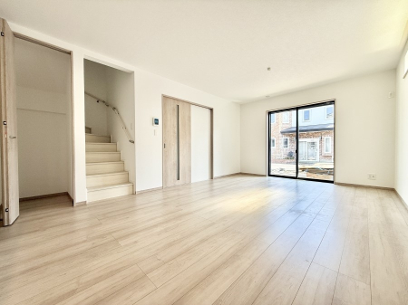 ���r���O ���������ƕ���������A�����b�N�X�ł�����